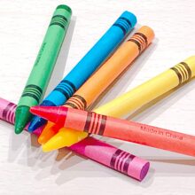 クレヨンの名前はどこに書く？つけ方6選とはがれないコツ