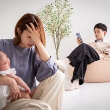 夫が育児をしてくれない…イライラするのはなぜ？「手伝う」ではなく一緒に育てるために
